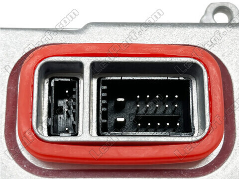 Zoom on the connector of the Xenon ballast for Fiat Bravo 2