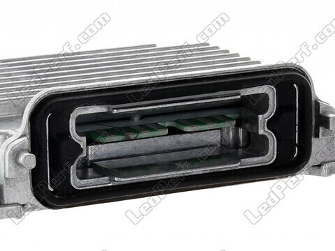 Zoom on the connector of the Xenon ballast for Volvo S60 D5