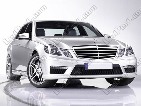 Car Mercedes E-Class (W212) (2009 - 2016)